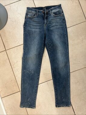 Judy Blue Dark Blue Boyfriend Jeans with Paint-Splatter Detail